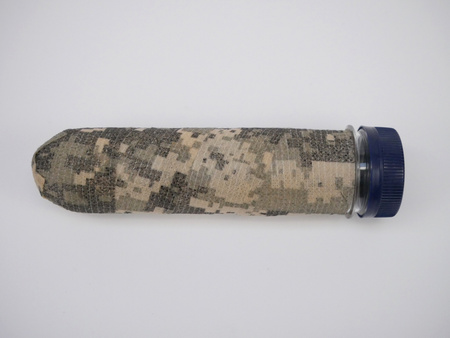 Preforma PET 15,5 x 3,8 cm z taśmą maskującą z motywem leśnym.